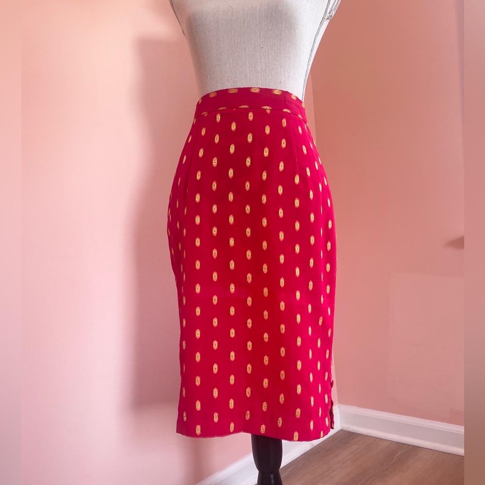 Vintage silk skirt with gold details